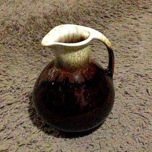 Home Decor Small brown and white ombré vase.